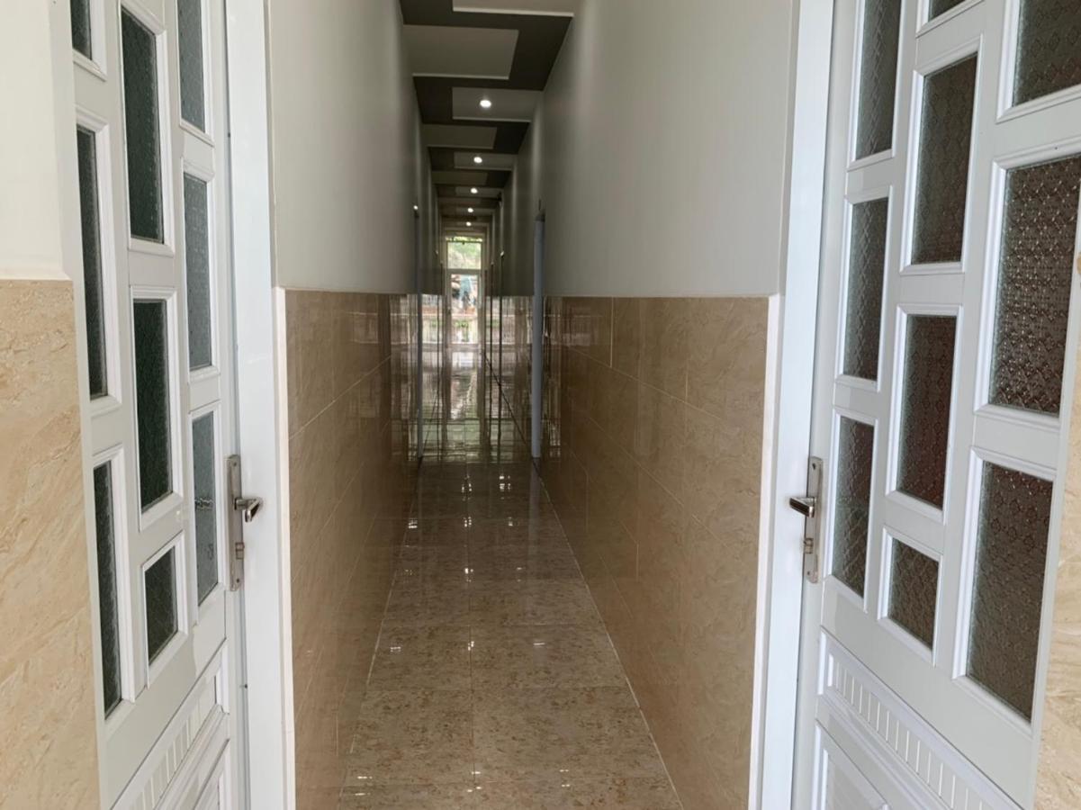 Nha Nghi Ty Hoa Nam Du Acomodação com café da manhã Exterior foto